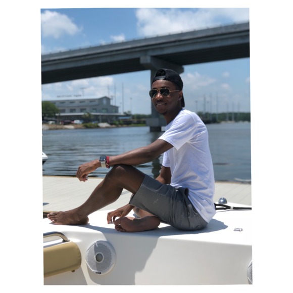 Meet your Posher, Jesse - Picture 1 of 1